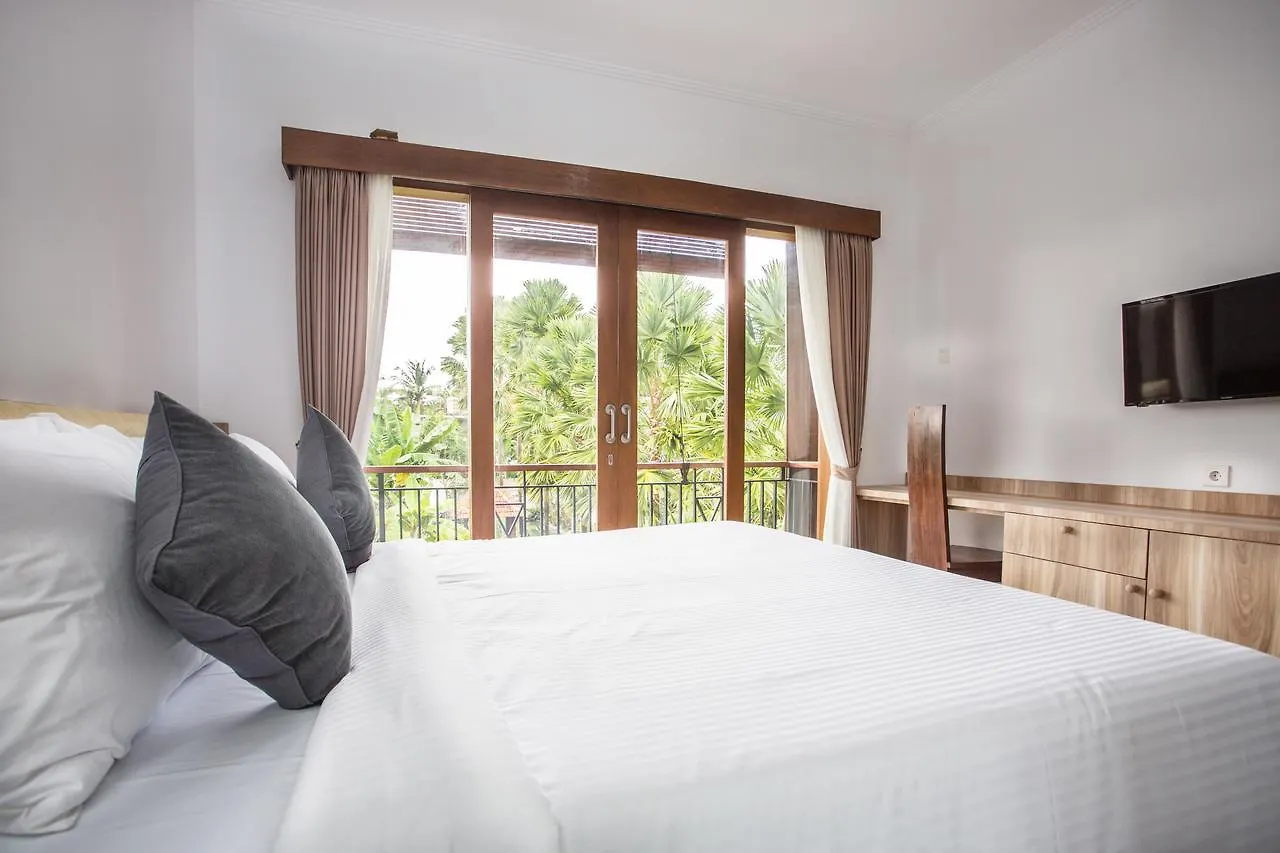 Penelopy Suites Oberoi location